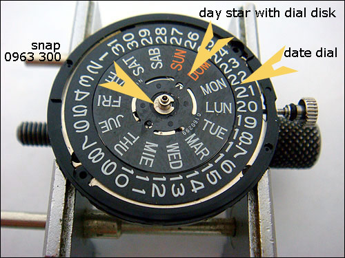 DIY Seiko 7S26 day star with dial disk